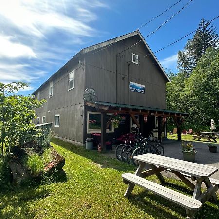 Stewart Mountain Lodge Exterior photo