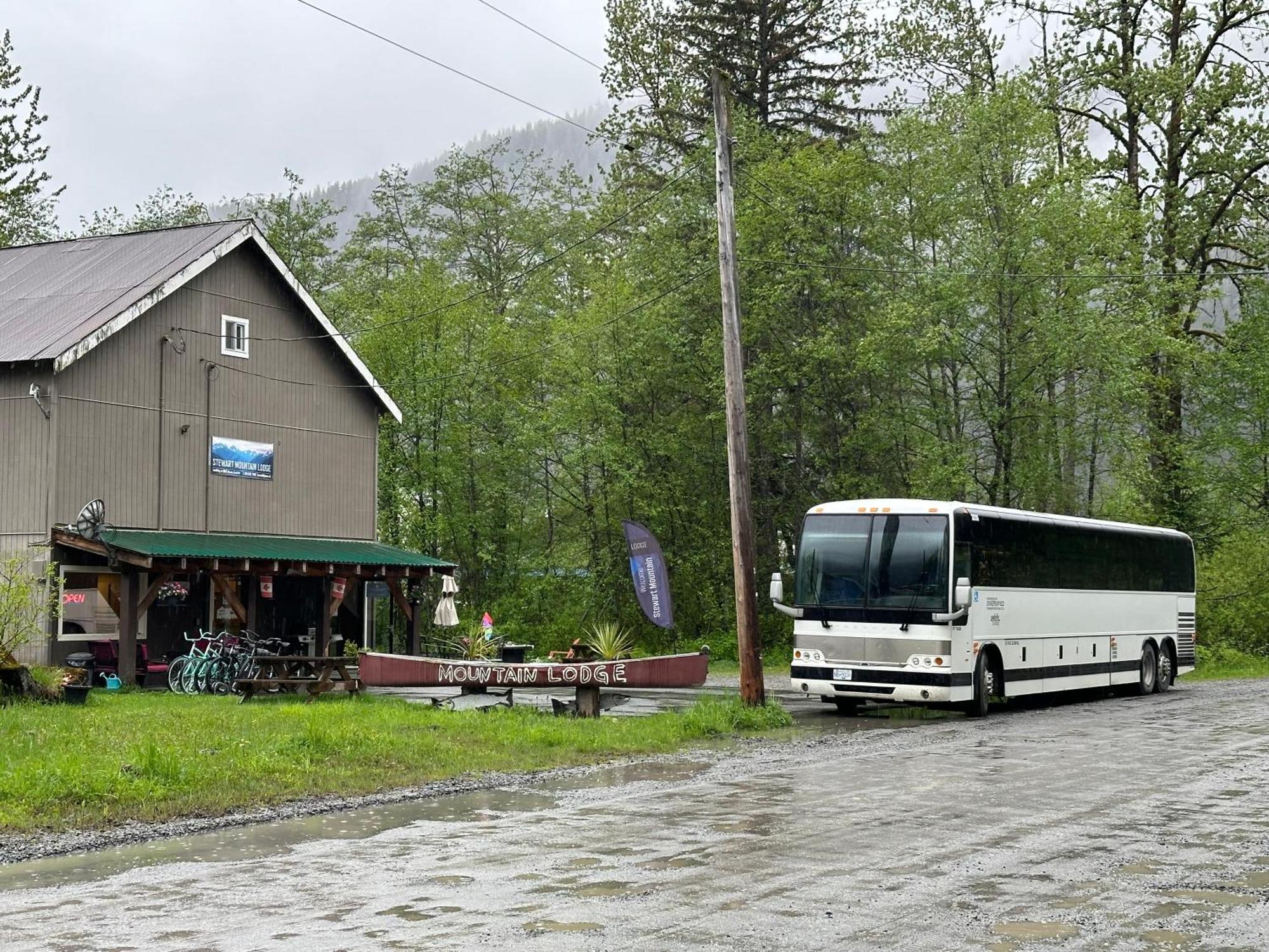 Stewart Mountain Lodge Exterior photo