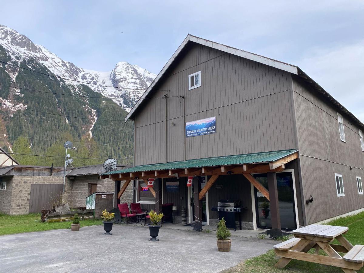 Stewart Mountain Lodge Exterior photo